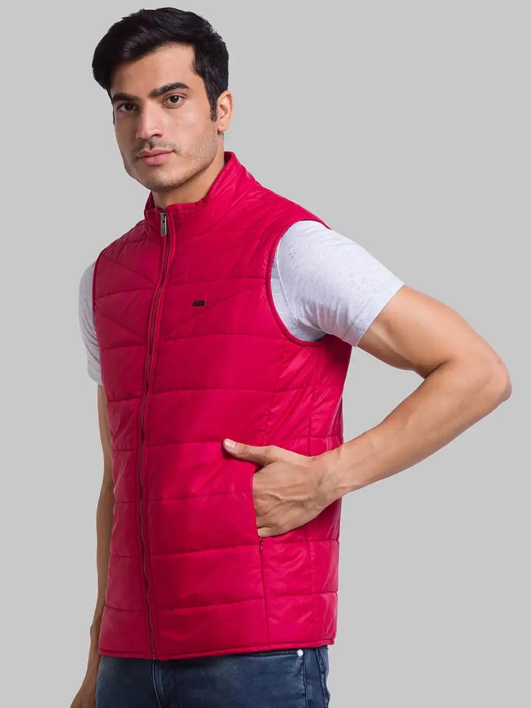 Men Red Solid Polyester Sleeveless Jackets