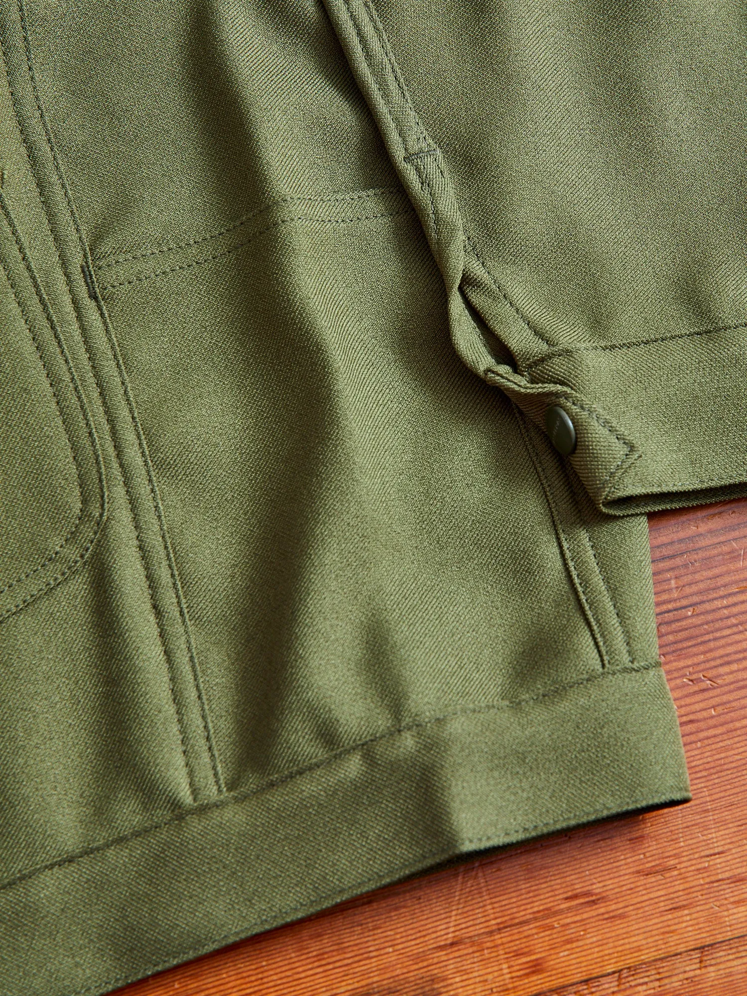 Poly Twill Gardeners Jacket in Olive